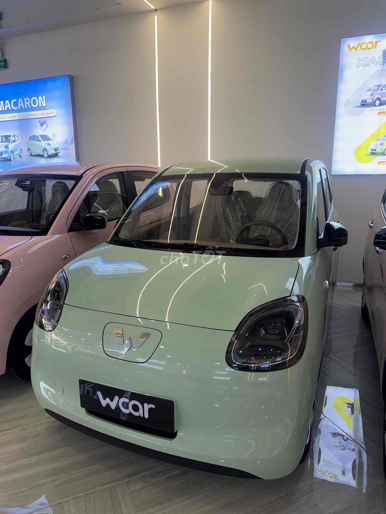 Электрическое автоматическое мороженое Wuling Macaron 205 на 4 места