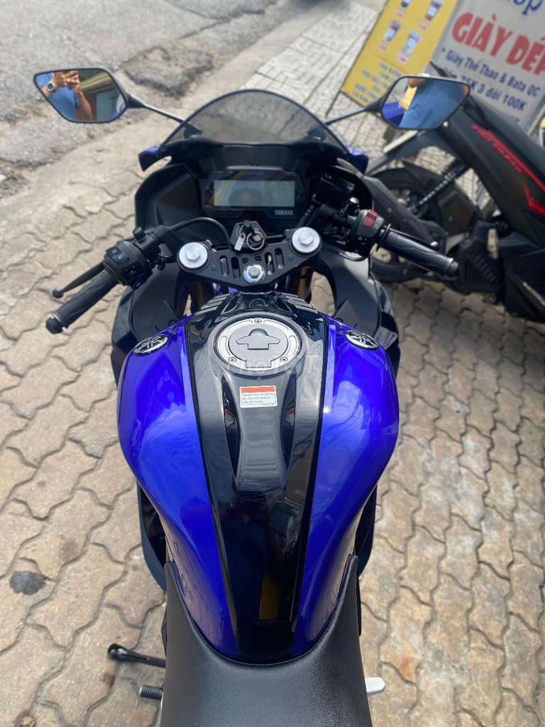 Yamaha R15V3 2019 xanh GP chạy 10.000Km. Mua bán Xe máy tại Quận Ninh Kiều Cần Thơ được đăng bởi Xe Máy TÂN LIÊN HƯNG 1 91B hình 6