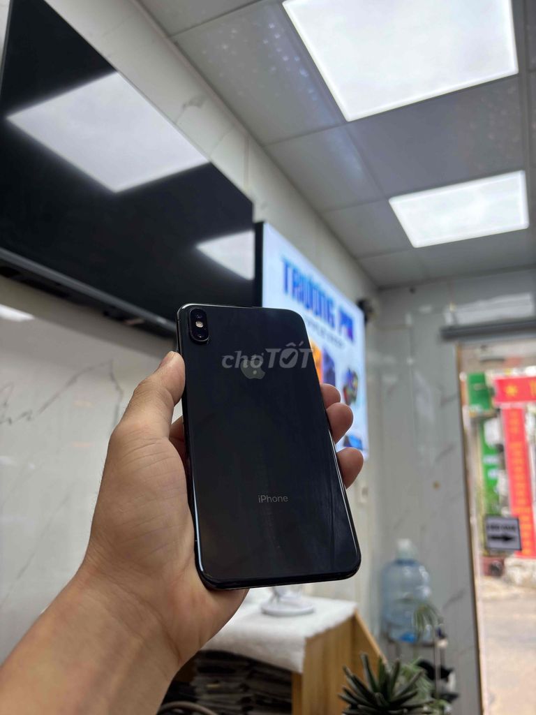 Apple iPhone XS Max 64GB Đen Đã sử dụng. Mua bán Điện thoại tại Quận Sơn Trà Đà Nẵng được đăng bởi Diễm Diễm hình 1