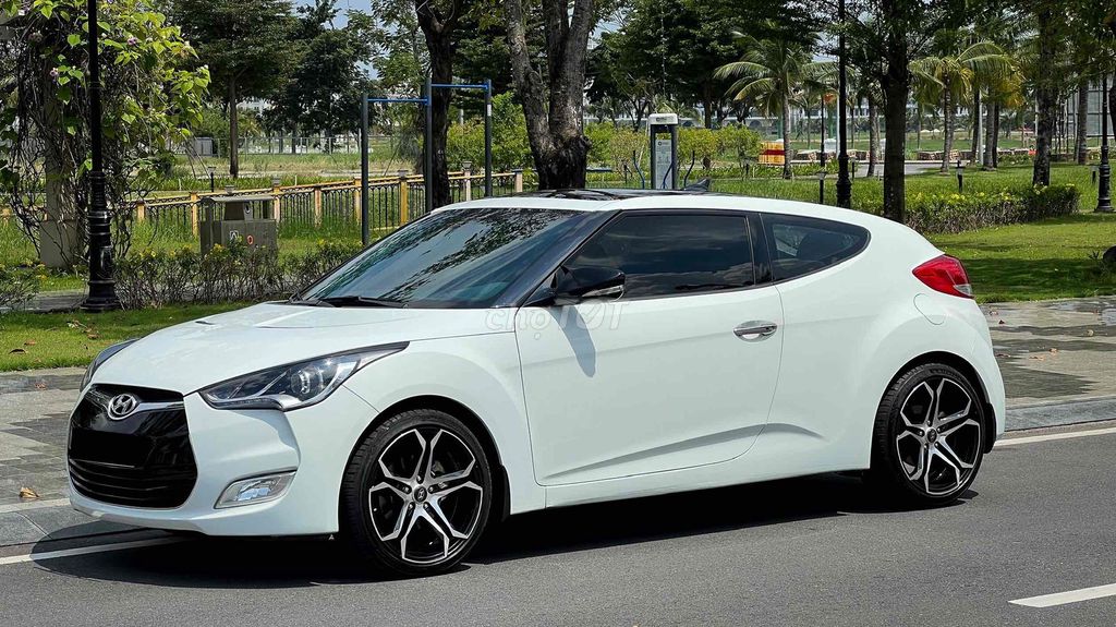 Hyundai Veloster 2011 1.6 GDI AT - 120000 km. Mua bán Ô tô tại Quận 1 Tp Hồ Chí Minh được đăng bởi Phu Nguyen hình 1
