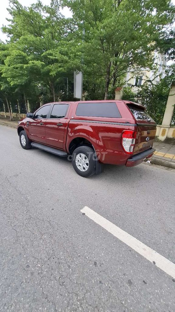 Ford Ranger XLS 2.2L 4x2 AT 2021. Mua bán Ô tô tại Quận Hai Bà Trưng Hà Nội được đăng bởi SƠN HOÀI ĐỨC hình 4