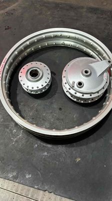 Phụ tùng Yamaha Kim loại Bạc