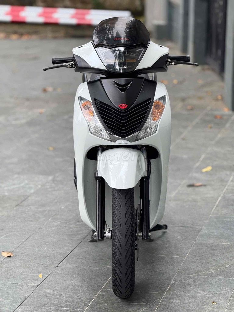 SH 150i 2006 FI 2011 BSTP ( GÓP BAO NỢ 6 ). Mua bán Xe máy tại Thành phố Thủ Đức Tp Hồ Chí Minh được đăng bởi Vũ Vũ hình 12