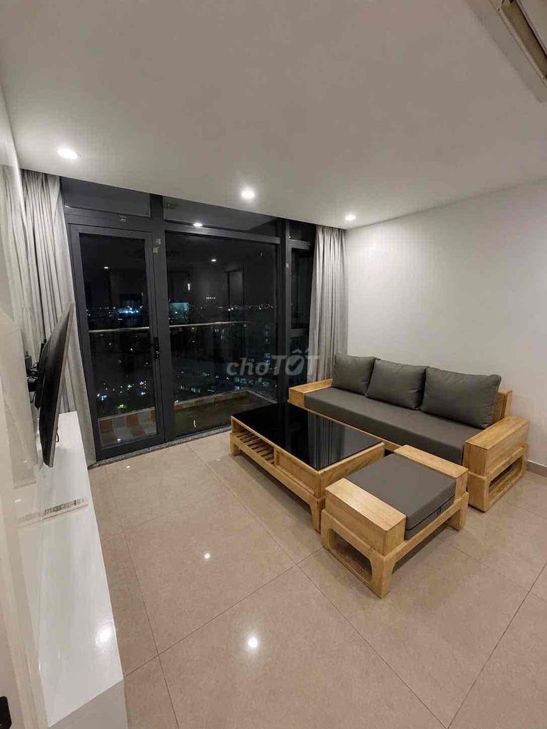 Аренда · Căn hộ Quang Nguyễn · 2 комн. · 75 м² · Quận Hải Châu, ул. Nguyễn Hữu Thọ