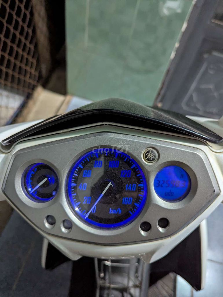 Nouvo 4 Trắng Đen 2011 bs70 máy zin êm. Mua bán Xe máy tại Huyện Hòa Thành Tây Ninh được đăng bởi Hậu Nguyễn hình 3