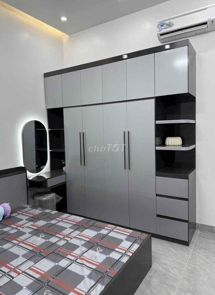 Tủ quần áo kết hợp bàn trang điểm. Mua bán Tủ, kệ gia đình tại Quận Thanh Khê Đà Nẵng được đăng bởi Huỳnh Thị Thúy Loan hình 1