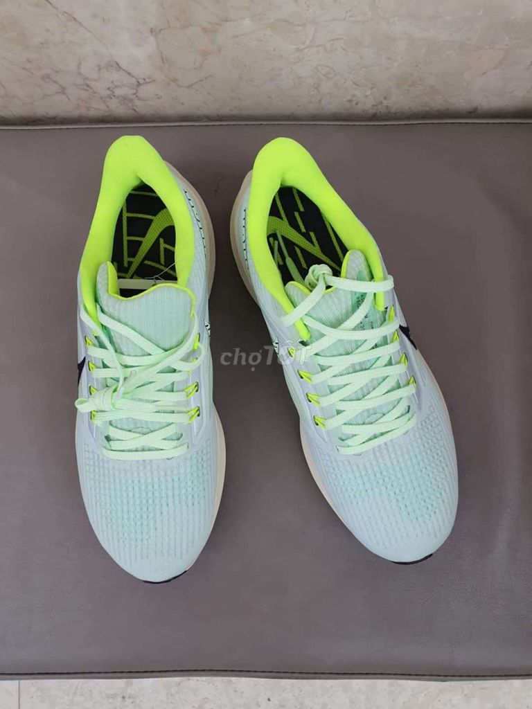 GIÀY CHẠY BỘ NIKE AIR ZOOM PEGASUS 39 DH4071-301. Mua bán Giày dép tại Quận 4 Tp Hồ Chí Minh được đăng bởi Tran Tan Binh hình 5