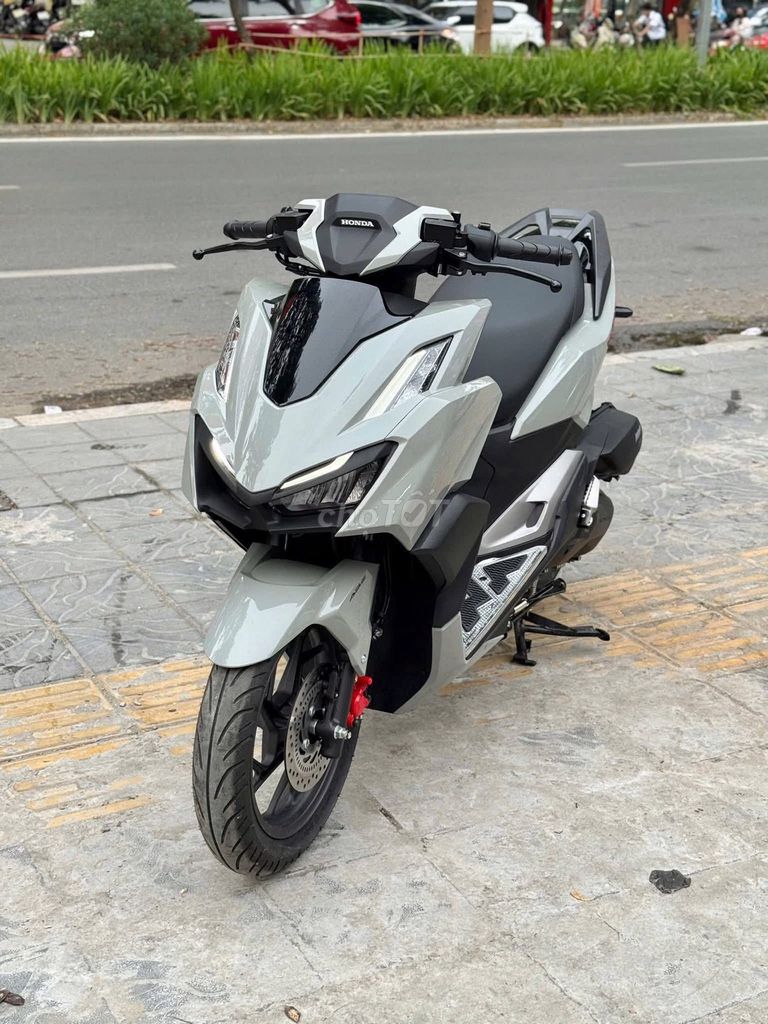 xe honda vario 160 đi được gần 800 km. Mua bán Xe máy tại Quận Hải An Hải Phòng được đăng bởi Khanh Huy hình 1