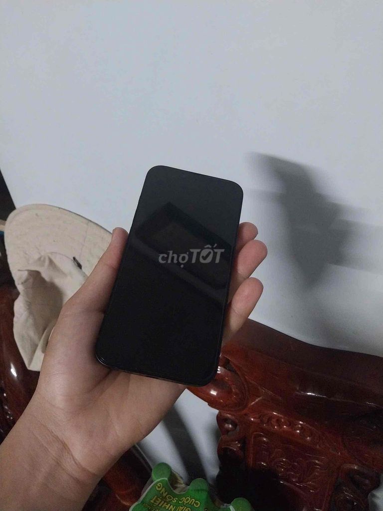 iPhone 16e 128GB Đen. Mua bán Điện thoại tại Thành phố Thủ Dầu Một Bình Dương được đăng bởi Quang Huy hình 1