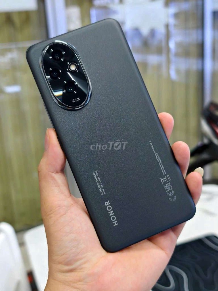 Honor 200 5G 512GB Đen. Mua bán Điện thoại tại Huyện Long Thành Đồng Nai được đăng bởi đời hình 1