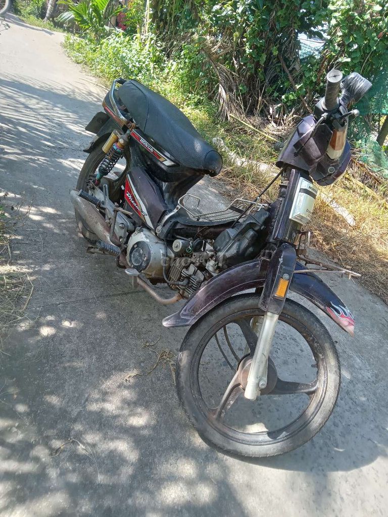 Bán dùm xe này máy im bình đề đầy đủ. Mua bán Xe máy tại Thị xã Long Mỹ Hậu Giang được đăng bởi Tường VY Nguyễn hình 1