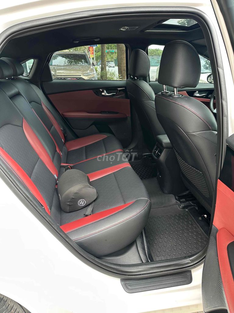 Kia K3 2024 Premium 2.0 AT - 23000 km. Mua bán Ô tô tại Quận Long Biên Hà Nội được đăng bởi Bùi Đình Thông hình 15