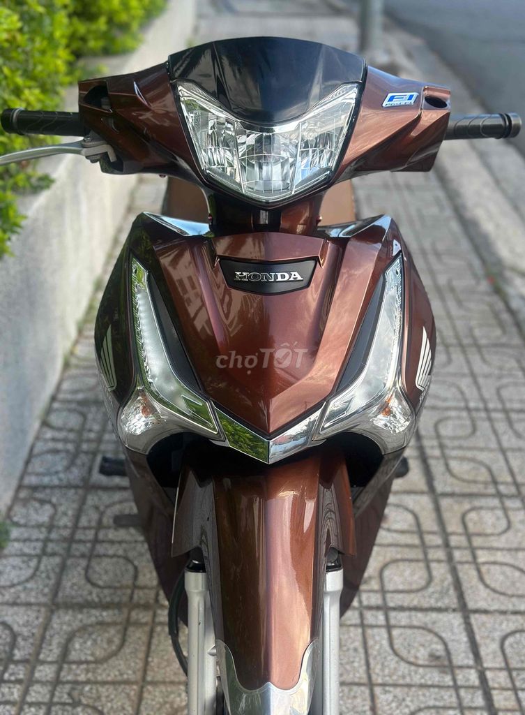 Future Led 125 Fi 2020 Nâu vàng đồng mới 80% 9 chủ. Mua bán Xe máy tại Thành phố Thủ Đức Tp Hồ Chí Minh được đăng bởi Xe Máy Sơn Thủ Đức hình 3