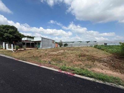 Ngộp 326m2 sẵn thổ cư giá 360tr sổ riêng công chứng liền