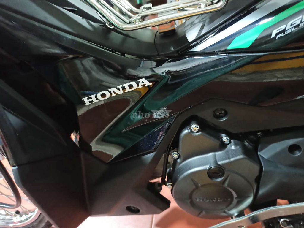 Honda Wave RSX FI 2025 Đen 541 km BSTP BAO KÍ.. Mua bán Xe máy tại Quận Bình Tân Tp Hồ Chí Minh được đăng bởi LÊ TRUNG VIỄN. hình 6
