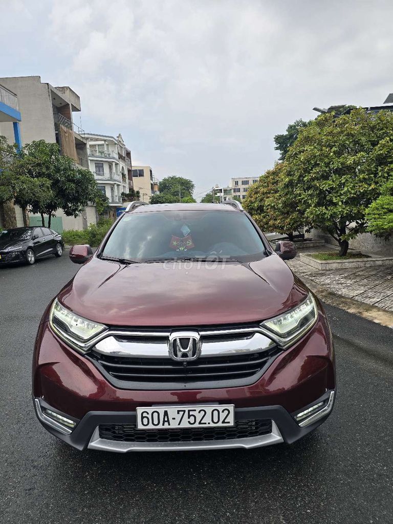 Honda CR-V L 2019 Красный 7 мест Вьетнам 80 000 км