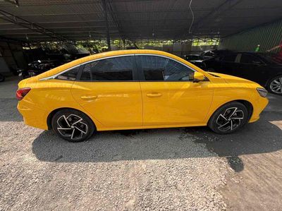 MG5 2022 LUXURY xe gia đình đi ít