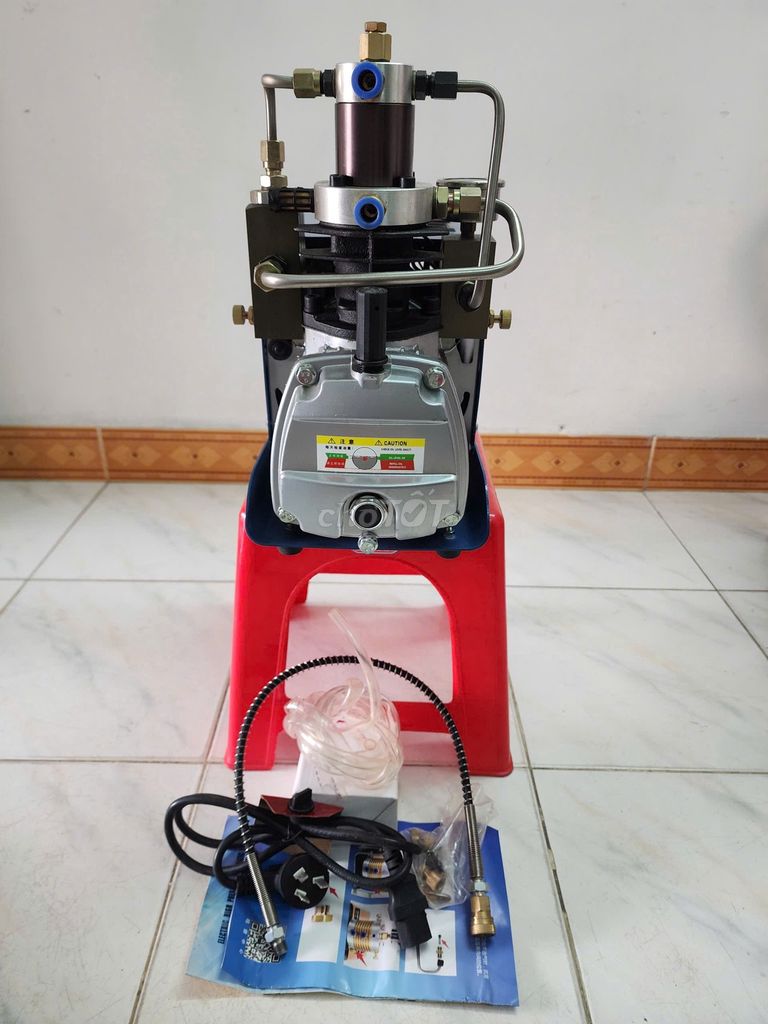 Máy nén khí Kim loại. Mua bán Đồ chuyên dụng, Giống nuôi trồng tại Quận Bình Thạnh Tp Hồ Chí Minh được đăng bởi Thùy Anh hình 1