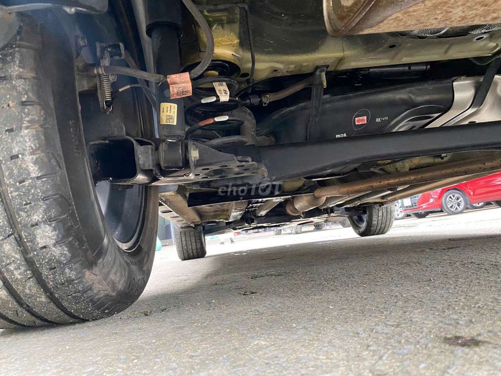 Kia Seltos 2020 Premium 1.4 Turbo,màu vàng,4v km. Mua bán Ô tô tại Quận Bình Tân Tp Hồ Chí Minh được đăng bởi Son Do hình 20