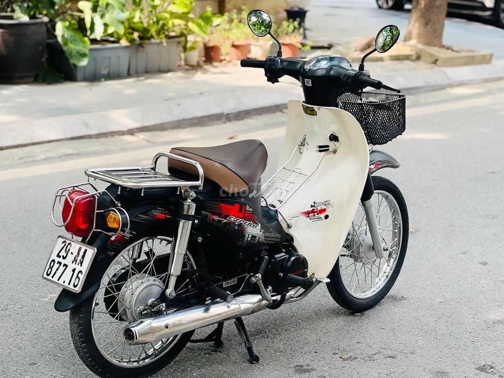 Honda Cub 50cc BIỂN HN ĐỜI MỚI XE ĐẸP. Mua bán Xe máy tại Quận Cầu Giấy Hà Nội được đăng bởi Hoài Nam hình 5