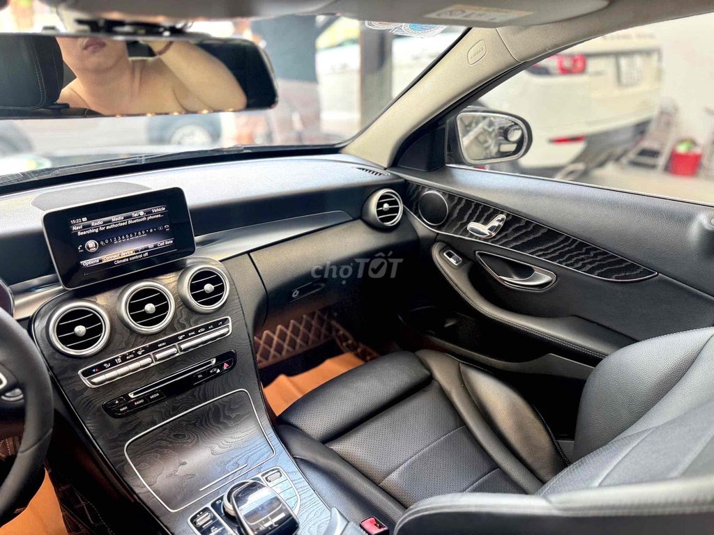 Mercedes Benz C200 model 2018. Mua bán Ô tô tại Quận 8 Tp Hồ Chí Minh được đăng bởi Khoa nguyễn hình 13