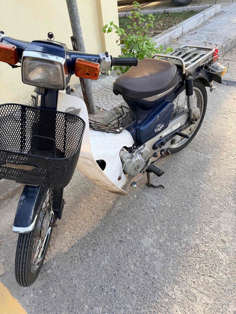 e bán xe 82-70 đi rất tiết kiệm xăng xe nhật ạ. Mua bán Xe máy tại Quận Long Biên Hà Nội được đăng bởi Nguyen Chung hình 5