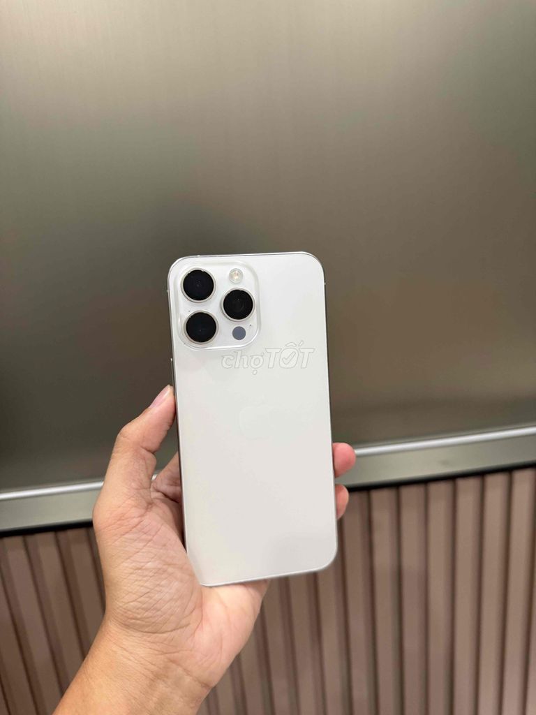 iPhone 15 Pro Max 256G Quốc Tế Full. Mua bán Điện thoại tại Quận Thanh Khê Đà Nẵng được đăng bởi Thuỳ Trang hình 1