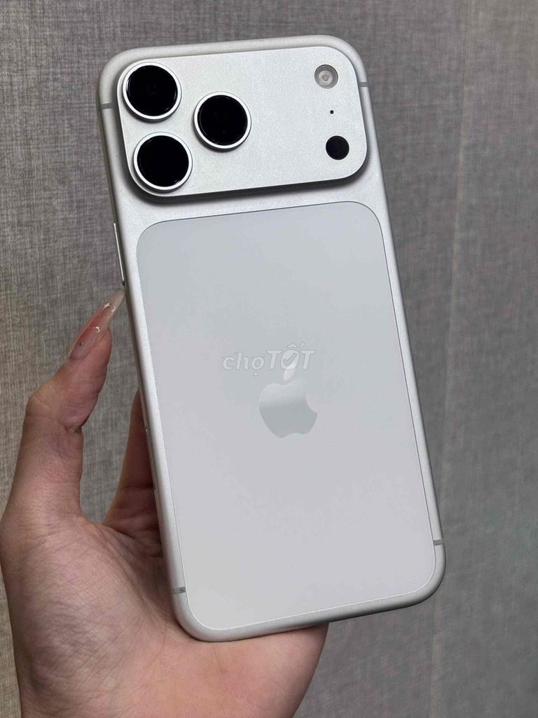 Apple iPhone 17 Pro Max 256GB Bạc Lock Mỹ Pin 100. Mua bán Điện thoại tại Quận Ninh Kiều Cần Thơ được đăng bởi Quý Mobile Cần thơ hình 1