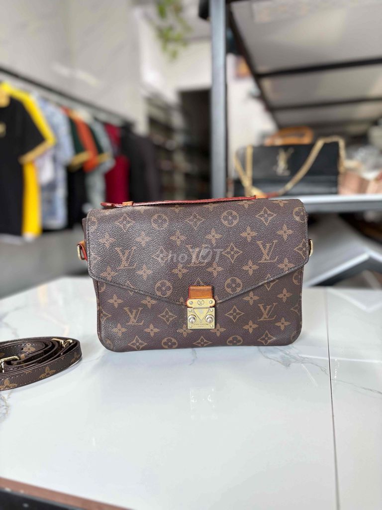 Túi xách Louis Vuitton Nữ Monogram. Mua bán Túi xách tại Thành phố Rạch Giá Kiên Giang được đăng bởi Túi secondhand hình 1