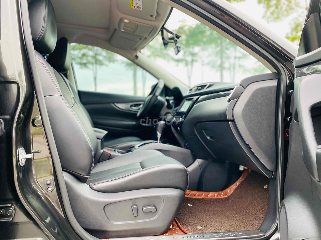 Nissan X trail 2017 2.0 2WD Premium - 100000 km. Mua bán Ô tô tại Quận Hoàng Mai Hà Nội được đăng bởi anh Biên hình 18