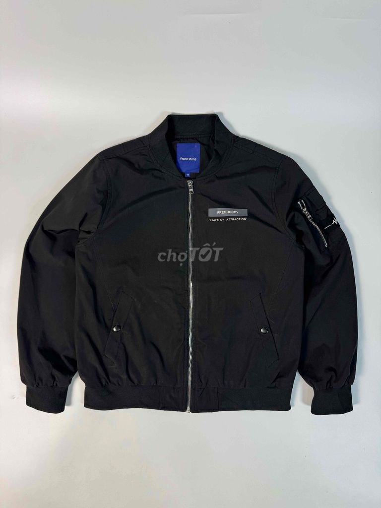 Áo khoác bomber Frank Stone chính hãng. Mua bán Quần áo tại Quận Thanh Khê Đà Nẵng được đăng bởi Vincent2hand Đà Nẵng hình 1