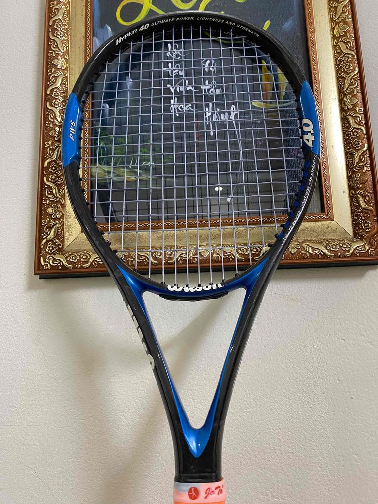 vợt tennis wilson 4.0
