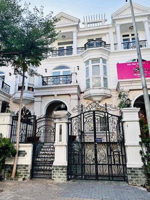 Cho Thuê Nguyên Căn Cityland Garden Hills P.5 Gò Vấp–6X20M–Hầm 4 Lầu