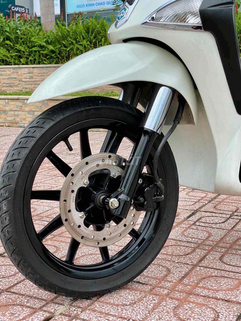 LYBERTY125i 3Vie máy siêu ngon bstp. Mua bán Xe máy tại Quận 7 Tp Hồ Chí Minh được đăng bởi Lê Văn Thắng hình 5