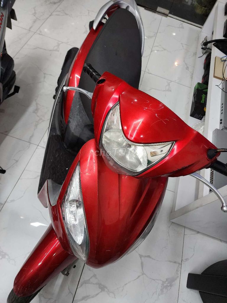 Honda Vision 2011 màu Đỏ. Mua bán Xe máy tại Thành phố Thủ Đức Tp Hồ Chí Minh được đăng bởi Ngô Văn Quân hình 3