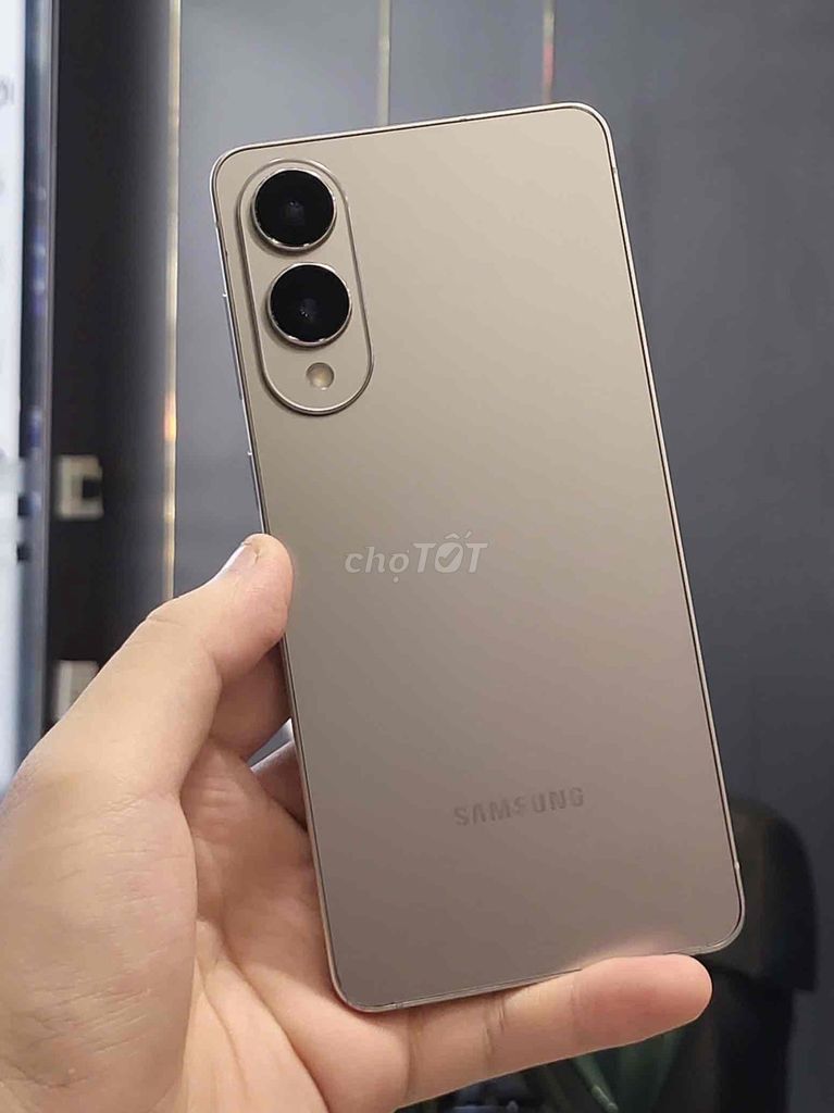 Samsung Galaxy S25 Edge 256GB Xám Like New 99%. Mua bán Điện thoại tại Quận 8 Tp Hồ Chí Minh được đăng bởi CA REM BÁN TÁO hình 1