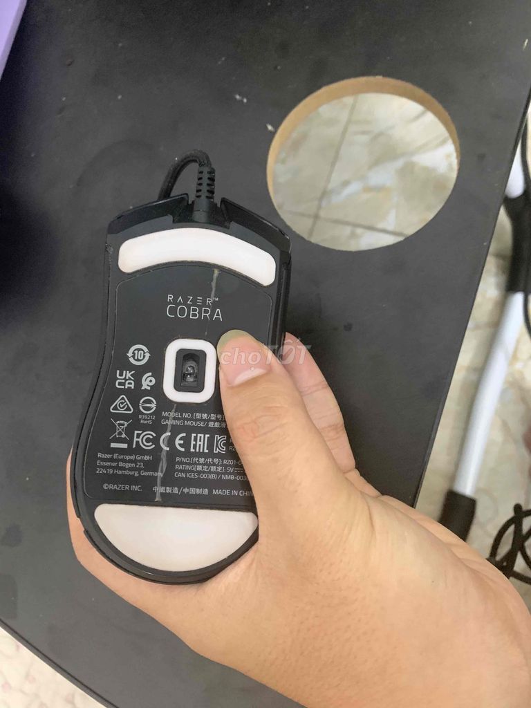 Chuột gaming Razer Cobra Đen. Mua bán Phụ kiện (Màn hình, Chuột...) tại Quận Hà Đông Hà Nội được đăng bởi Rùa Lag hình 1