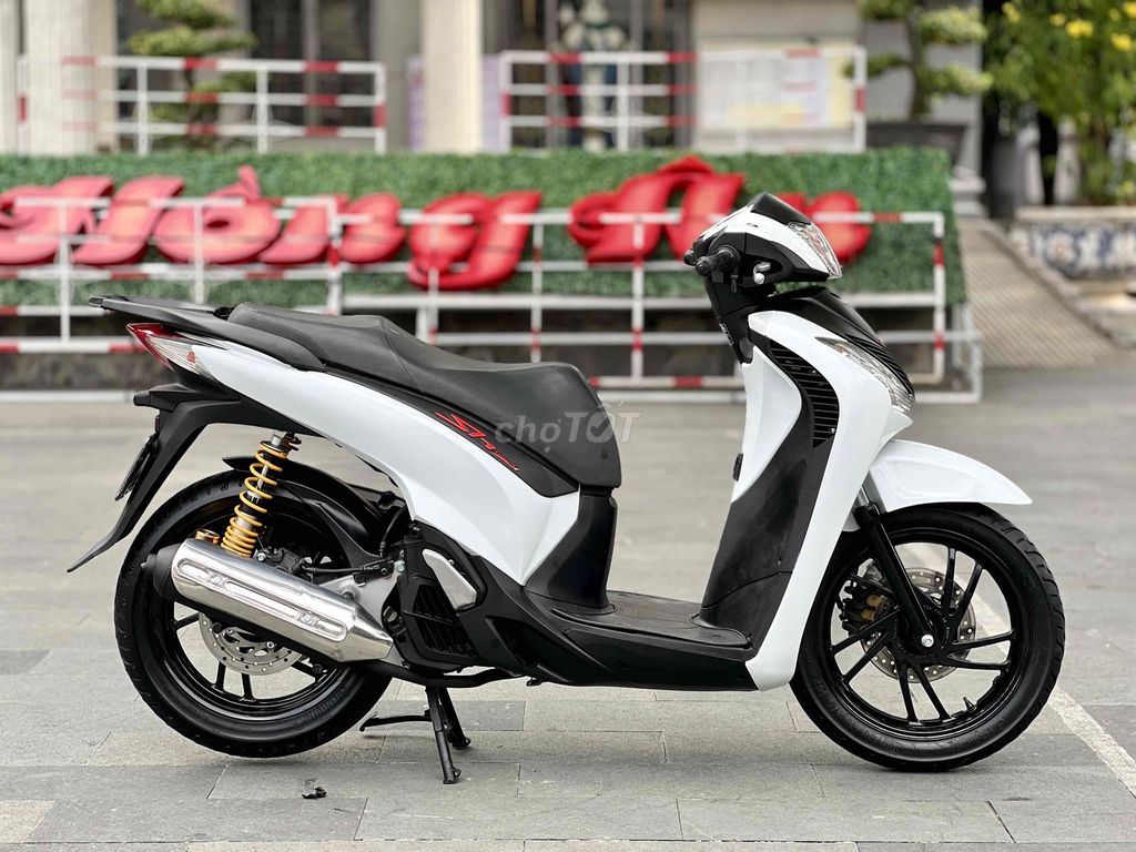 SHVN 150 2015 Khoá SMK UP SH Ý CÓ GÓP. Mua bán Xe máy tại Thành phố Thủ Đức Tp Hồ Chí Minh được đăng bởi Hiếu  hình 10