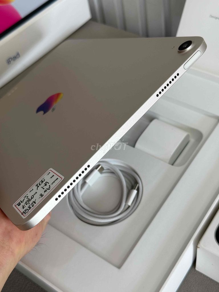 Ipad Air 8 M4 11 inch 128GB Bạc WiFi VN/A fullbox. Mua bán Máy tính bảng tại Quận Đống Đa Hà Nội được đăng bởi Hà Dương hình 1