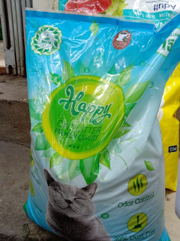 Cát vệ sinh cho chó, mèo Happy 20L. Mua bán Phụ kiện, Thức ăn, Dịch vụ tại Quận Hai Bà Trưng Hà Nội được đăng bởi Đỗ Thị Hạ hình 1
