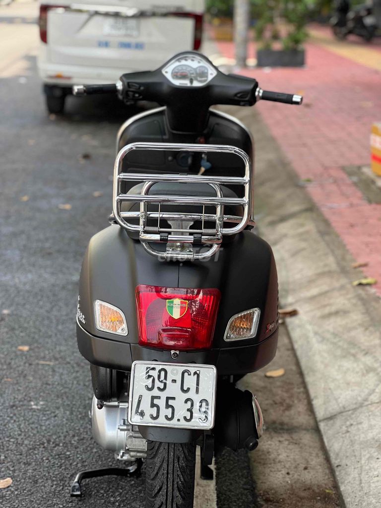 Piaggio Vespa GTS 125 3vie Đen. Mua bán Xe máy tại Huyện Bình Chánh Tp Hồ Chí Minh được đăng bởi Huy hình 3