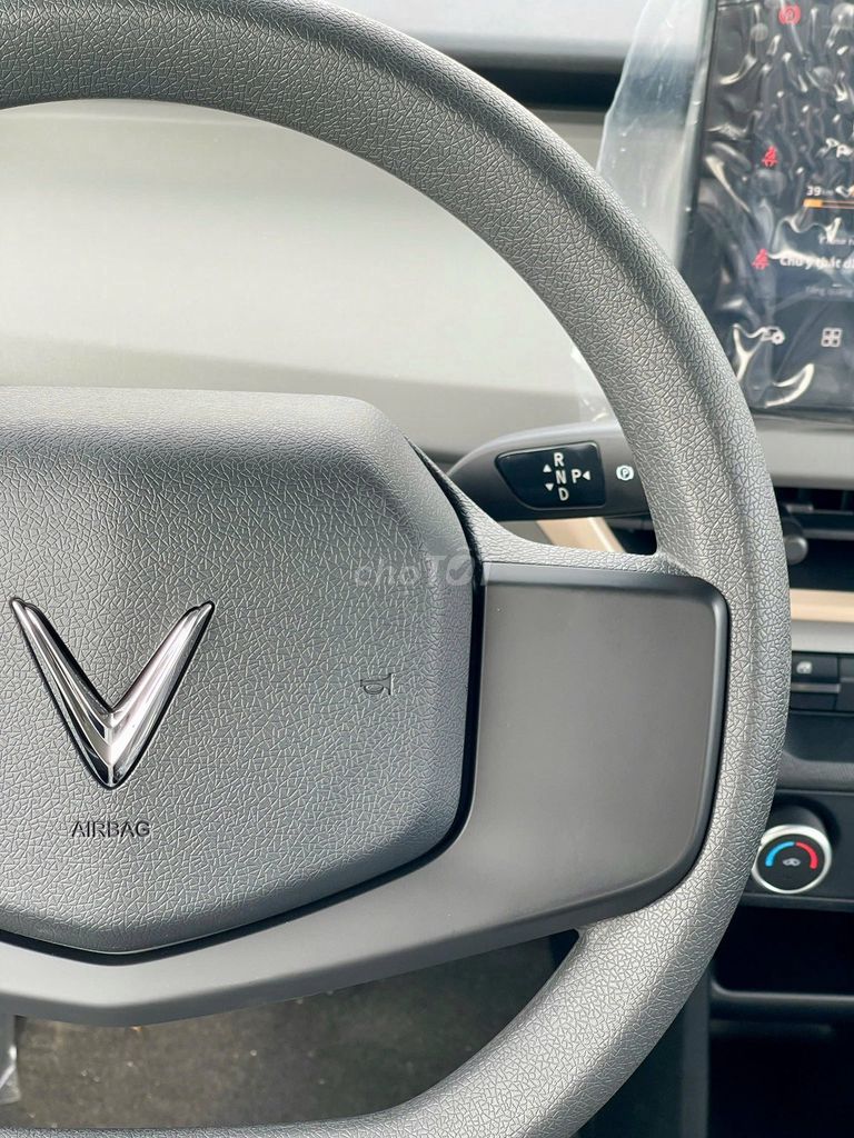 Sở hữu VF3 sành điệu chỉ từ 20 triệu trọn gói. Mua bán Ô tô tại Quận Bình Tân Tp Hồ Chí Minh được đăng bởi VinFast Sài Gòn hình 11