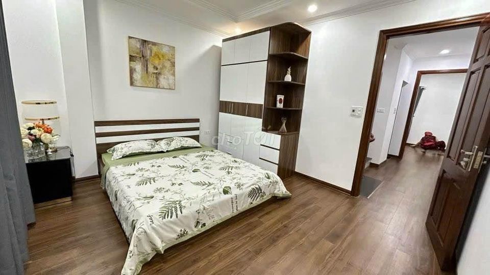 Bán nhà Giang Văn Minh 40m2 nhà đẹp ở ngay, ngõ thoáng, 3M ra ô tô