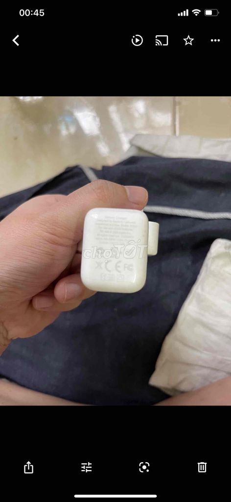 Sạc pin tiểu Apple chính hãng đã test độc lạ