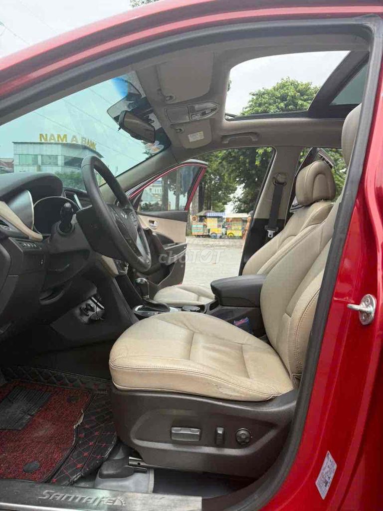 Hyundai Santa Fe 2016 2.4 AT 4 WD - 100000 km. Mua bán Ô tô tại Thành phố Thủ Đức Tp Hồ Chí Minh được đăng bởi THUONG TRAN hình 9