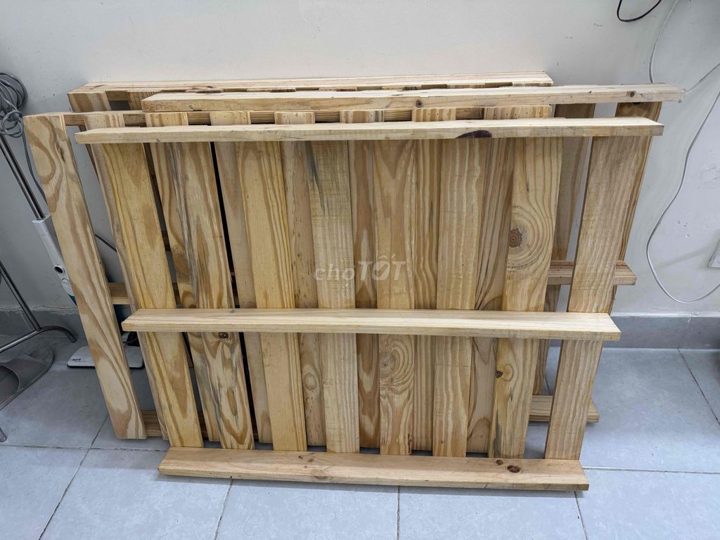 Giường pallet gỗ 1.6m x 2m đã dùng. Mua bán Giường, chăn ga gối nệm tại Quận Bình Tân Tp Hồ Chí Minh được đăng bởi lotus hình 1