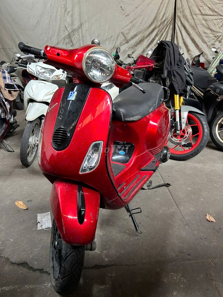 Bán Xe Vespa LX 125cc, Màu Đỏ, đã qua sử dụng