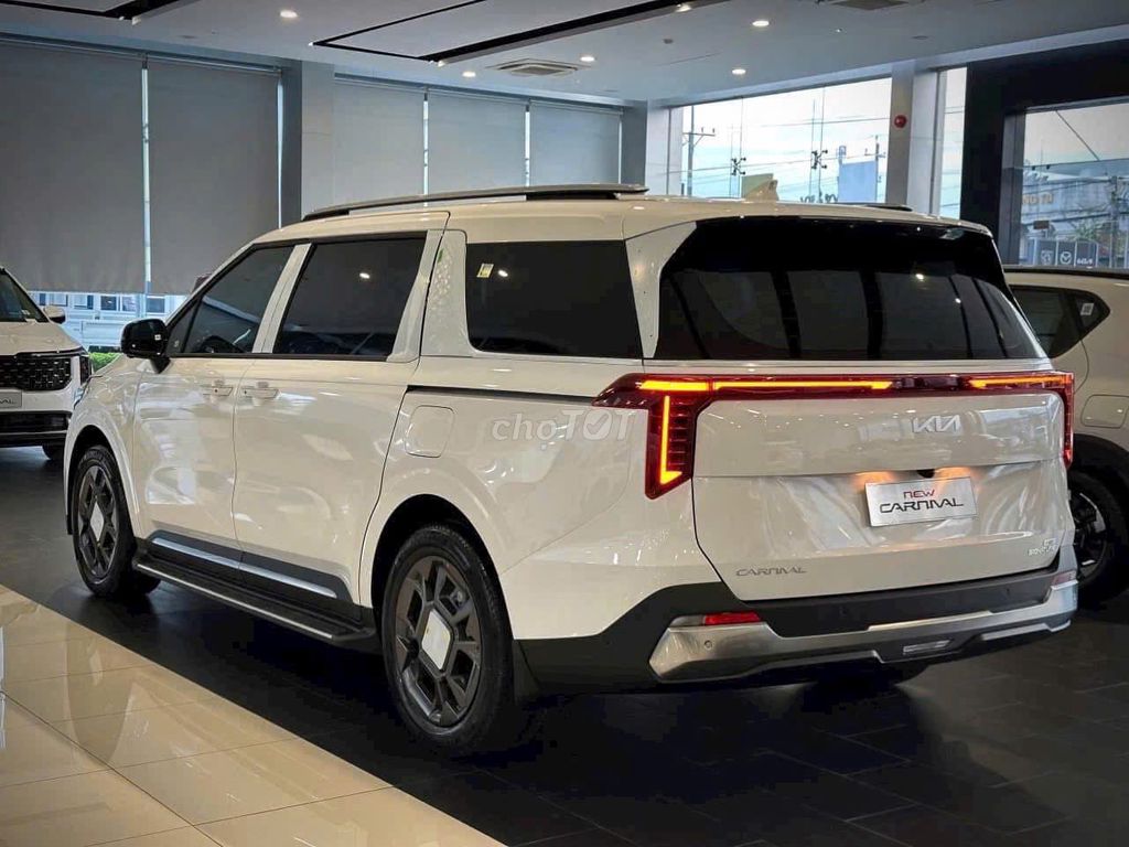 Kia Carnival 1.6T HEV (2 Ghế VIP) Giảm 80 TRIỆU. Mua bán Ô tô tại Thành phố Thủ Đức Tp Hồ Chí Minh được đăng bởi Lê Thành Long hình 8