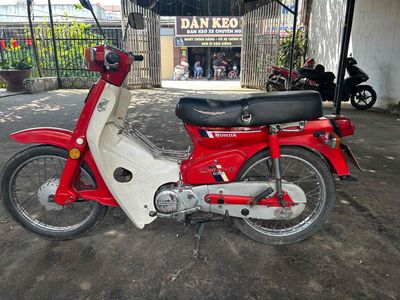 xe DD đỏ chính chủ.. Mua bán Xe máy tại Quận 1 Tp Hồ Chí Minh được đăng bởi Nguyễn Phước