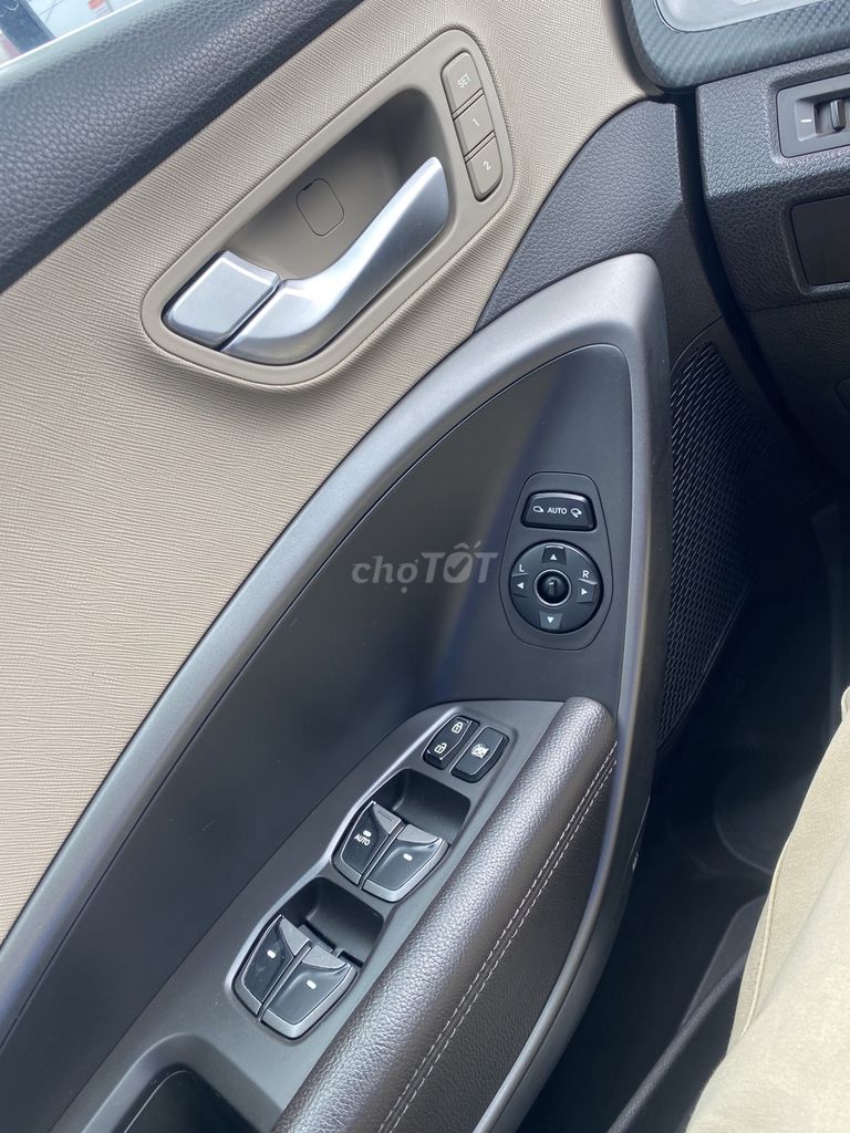 Hyundai Santa Fe 2016 2.2 AT 4WD Full dầu. Mua bán Ô tô tại Thành phố Biên Hòa Đồng Nai được đăng bởi Phúc Đạt hình 5